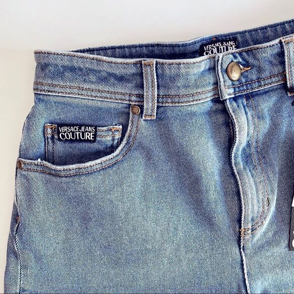 ⭕️ VERSACE JEANS Denim Shorts Logo Blue Pink - Picture 3 of 7